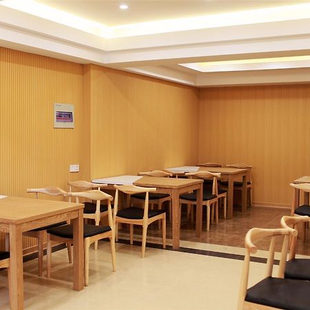 Greentree Inn Zhengzhou Xinzheng City Longhu Town Xiangyun Road Express Hotel Εξωτερικό φωτογραφία