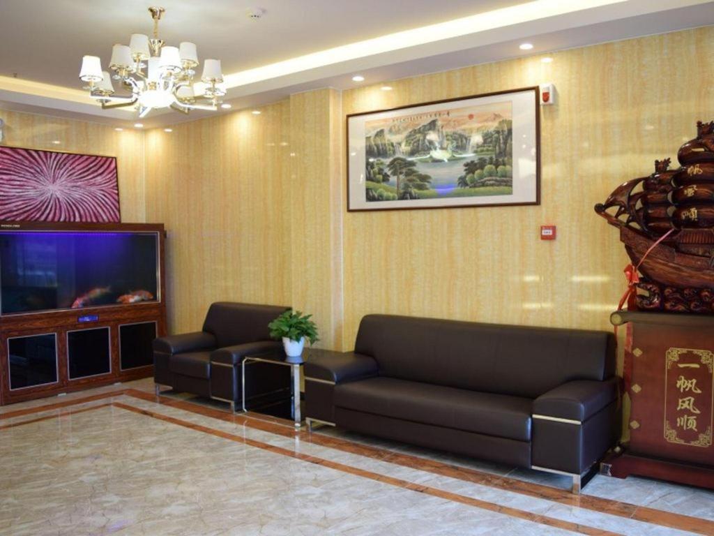 Greentree Inn Zhengzhou Xinzheng City Longhu Town Xiangyun Road Express Hotel Εξωτερικό φωτογραφία