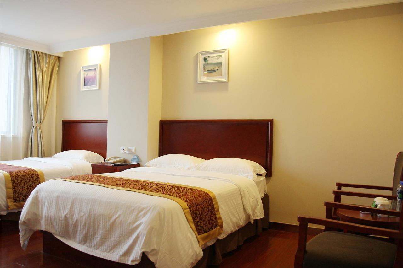 Greentree Inn Zhengzhou Xinzheng City Longhu Town Xiangyun Road Express Hotel Εξωτερικό φωτογραφία